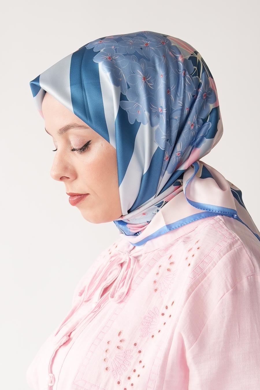 Luvia Desen İpeksi Rayon Eşarp Mavi