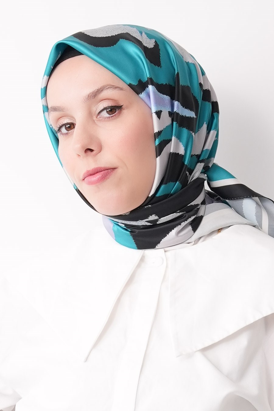 Nevara Desen İpeksi Rayon Eşarp Turkuaz