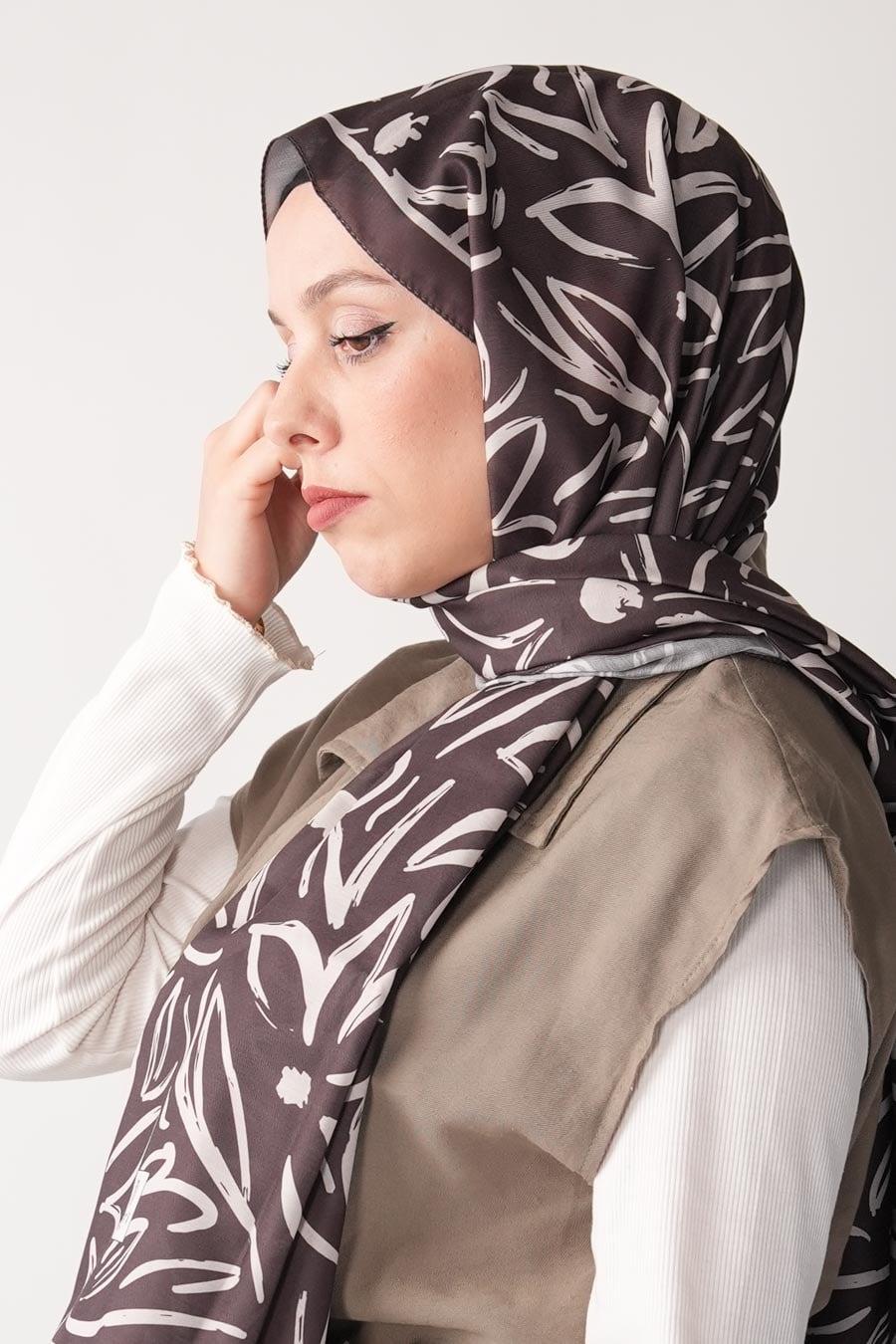 Shadow Bouquet Desen Soft Şal Kahverengi