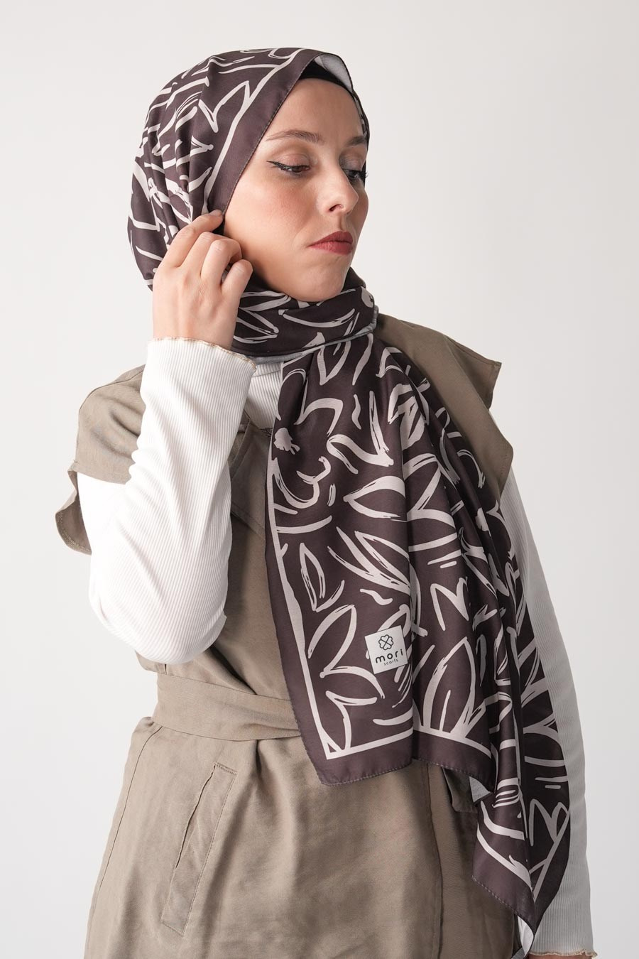 Shadow Bouquet Desen Soft Şal Kahverengi