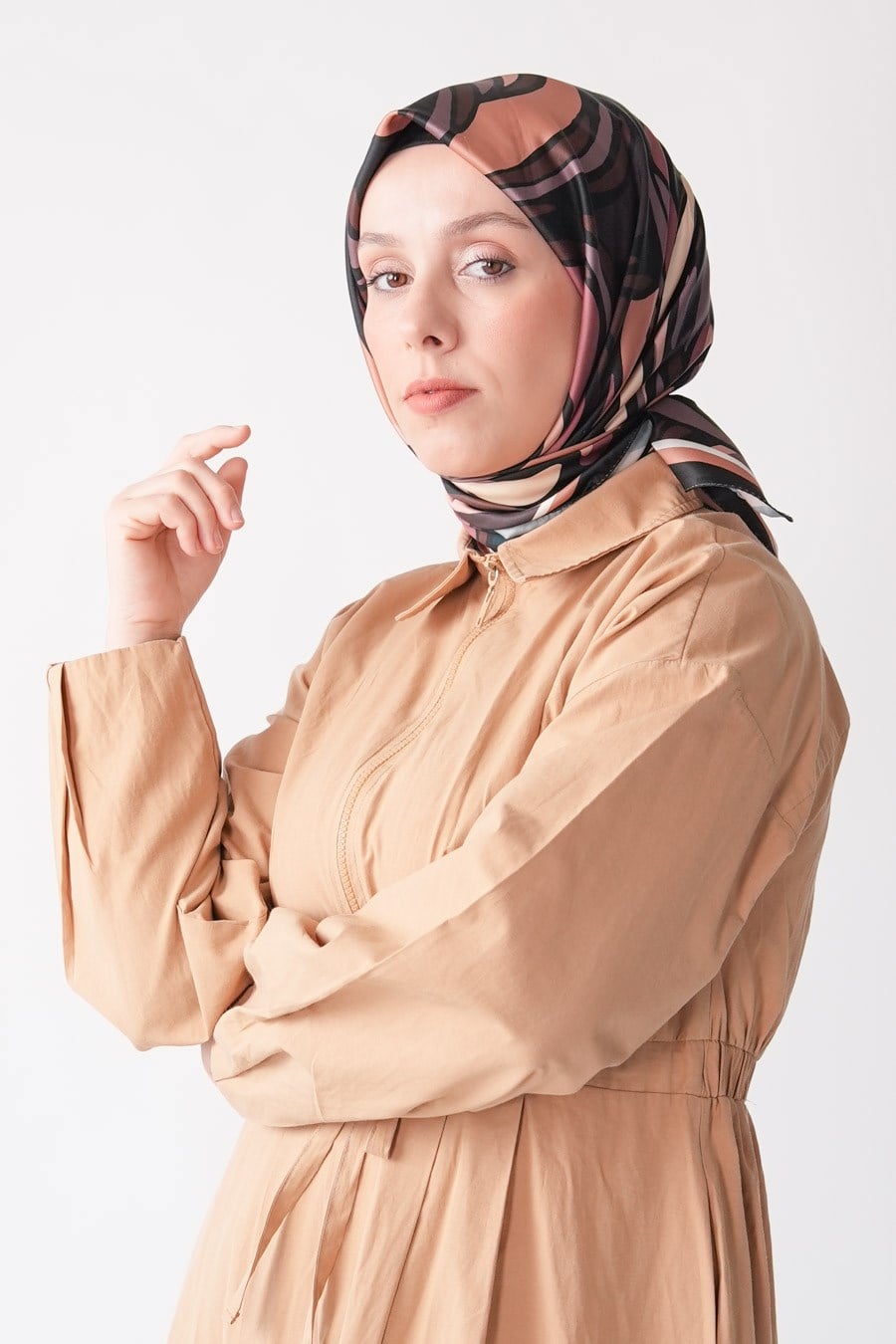 Sugar Rose Desen İpeksi Rayon Eşarp Kahverengi