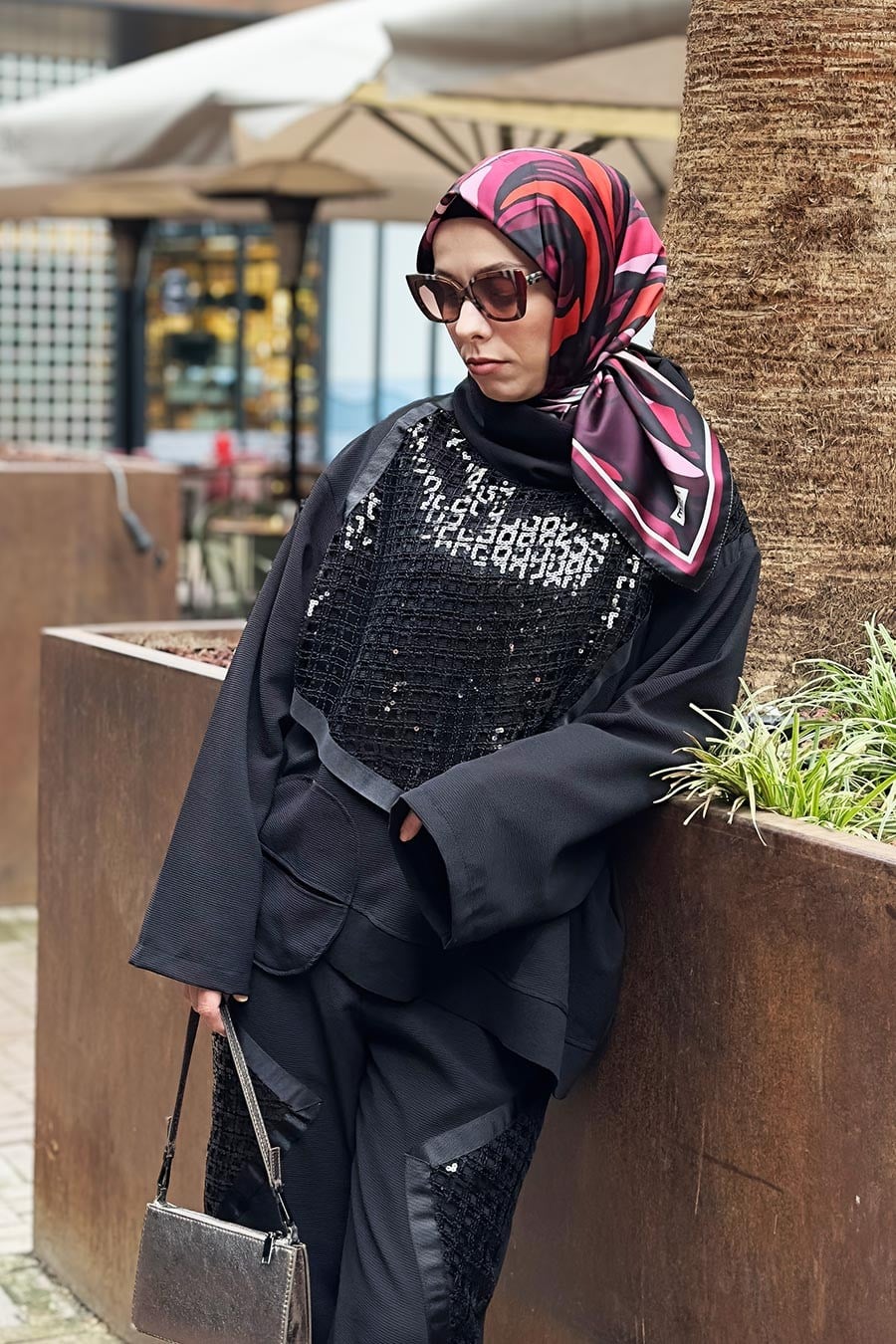 Sugar Rose Desen İpeksi Rayon Eşarp Kırmızı