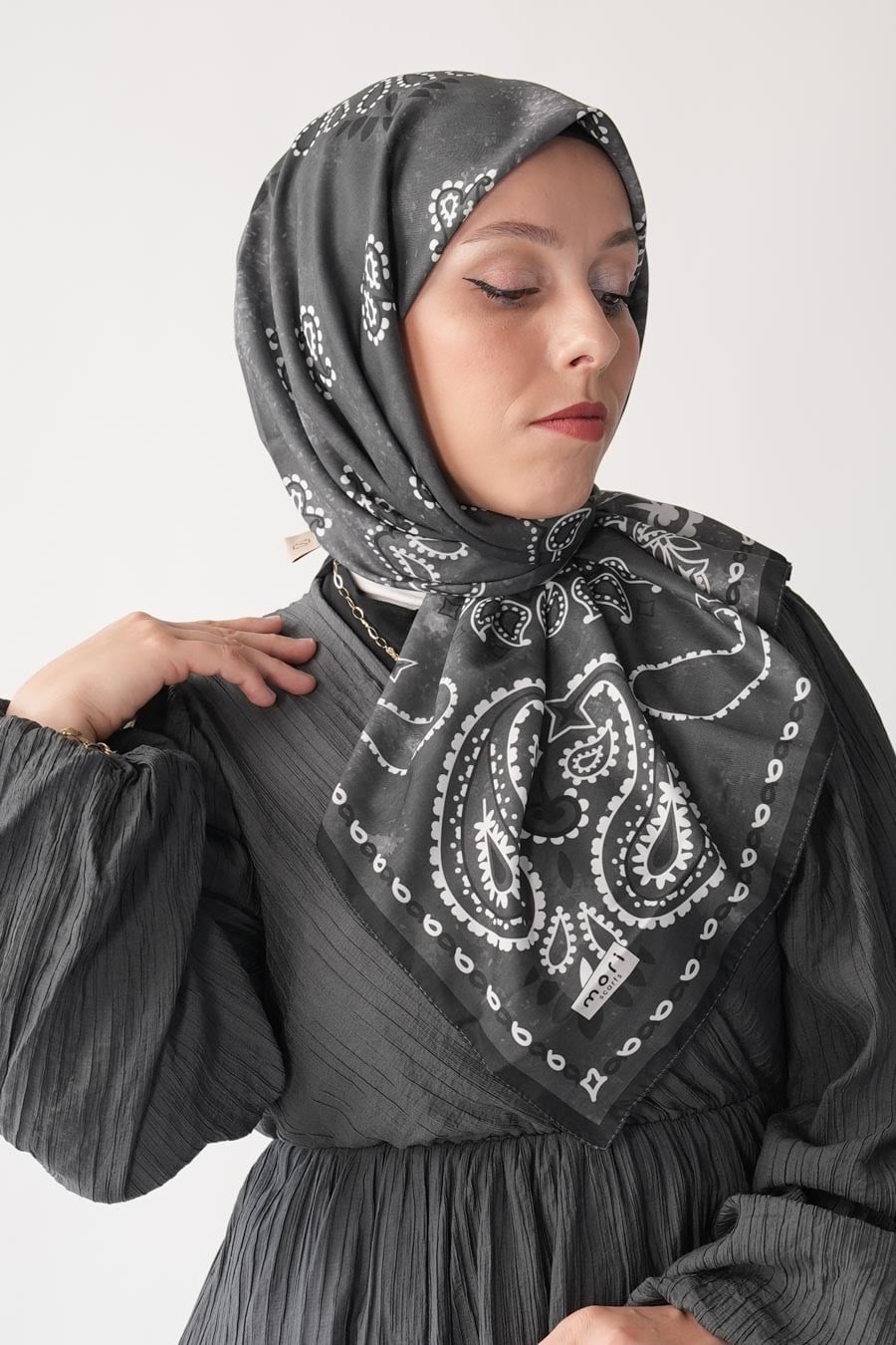 Vintage Ochre Desen Soft Eşarp Siyah