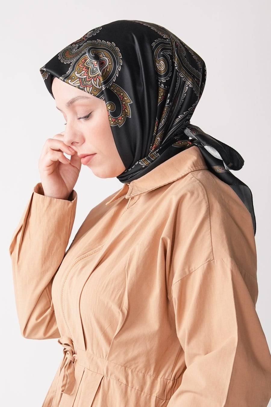 Vintage Pattern Desen İpeksi Rayon Eşarp Siyah
