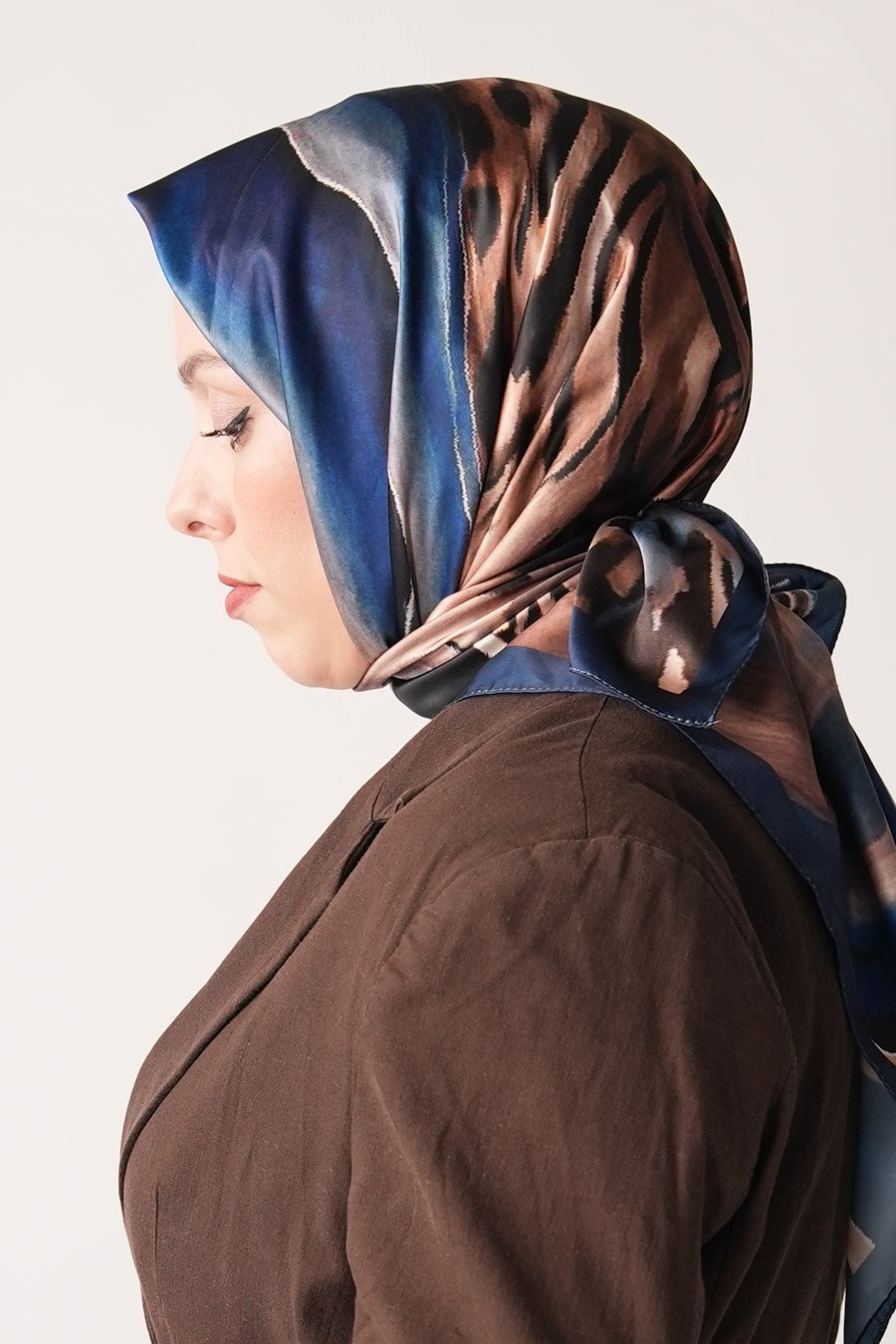 Wild Desen İpeksi Rayon Eşarp Lacivert