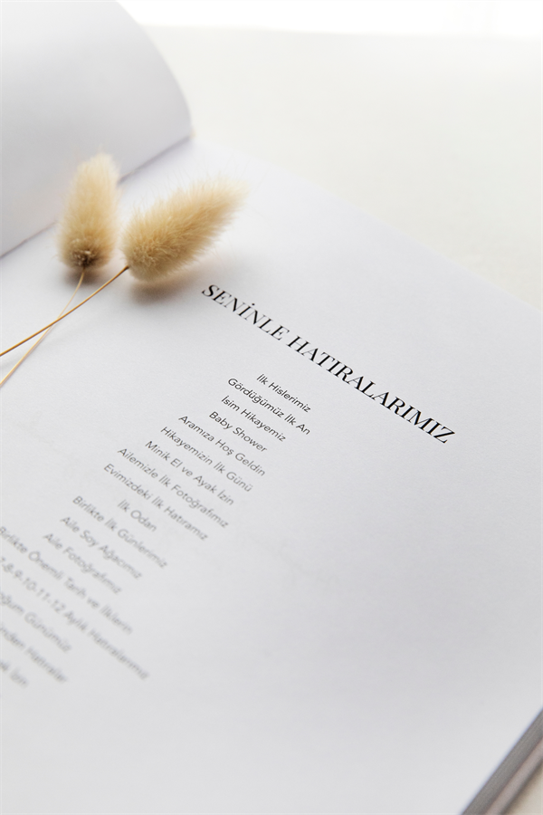 SÜRESİZ PLANLAYICIBebek Anı Defter Albümü & Hamile Anne Günlüğü Krem