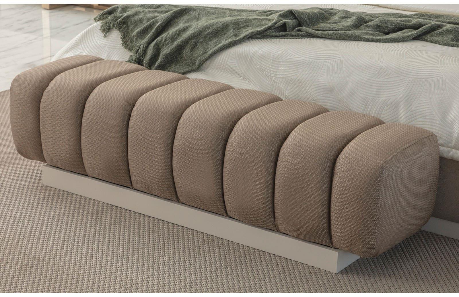 Cora Bench