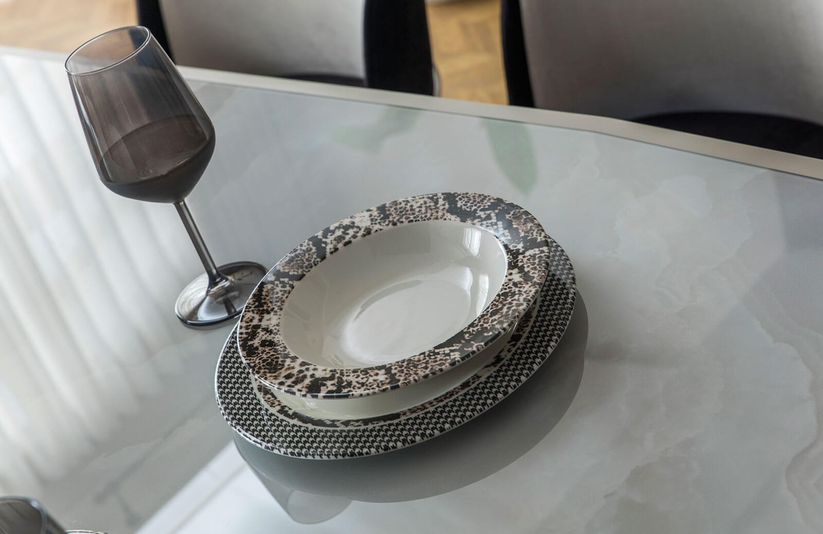 Hangen Yemek Odası Takımı Bej