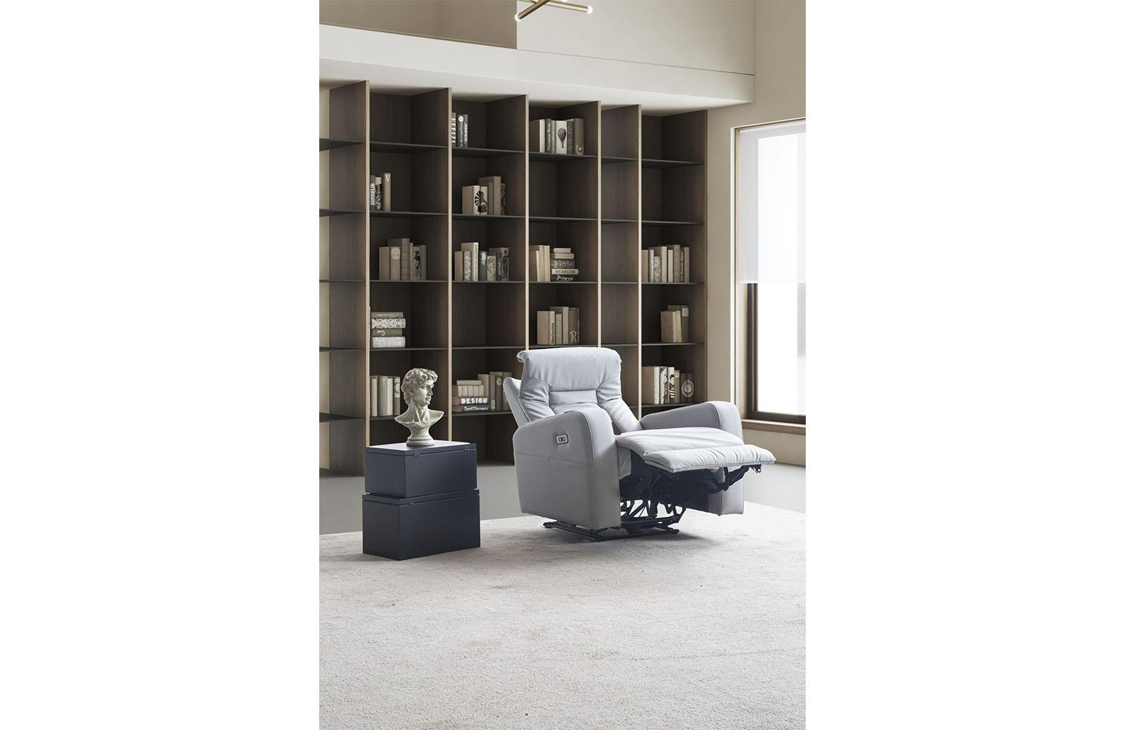 Nicole Berjer Recliner