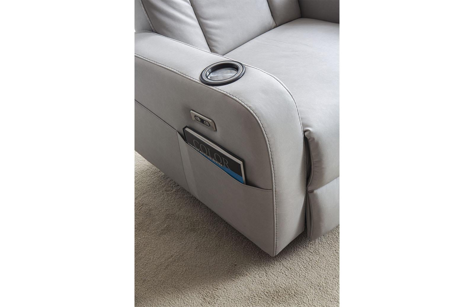 Nicole Berjer Recliner
