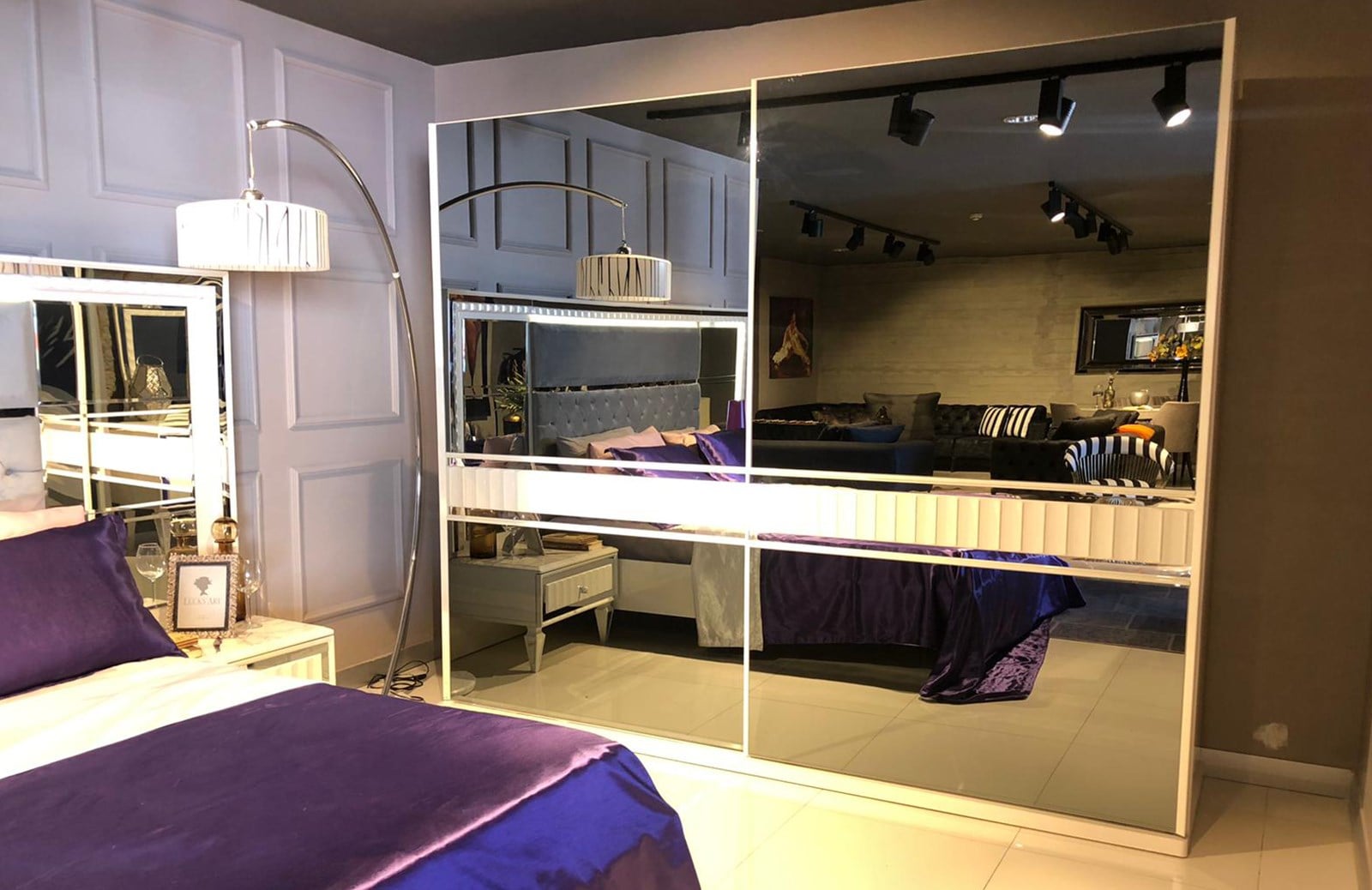 OUTLET - Stylish Sürgü Kapılı Dolap
