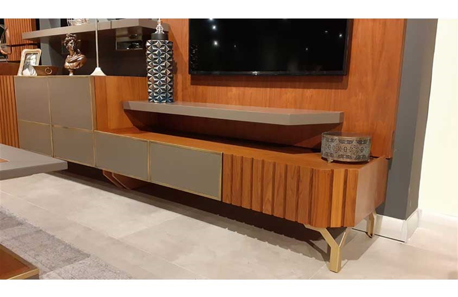 OUTLET - Tesippus Tv Ünitesi