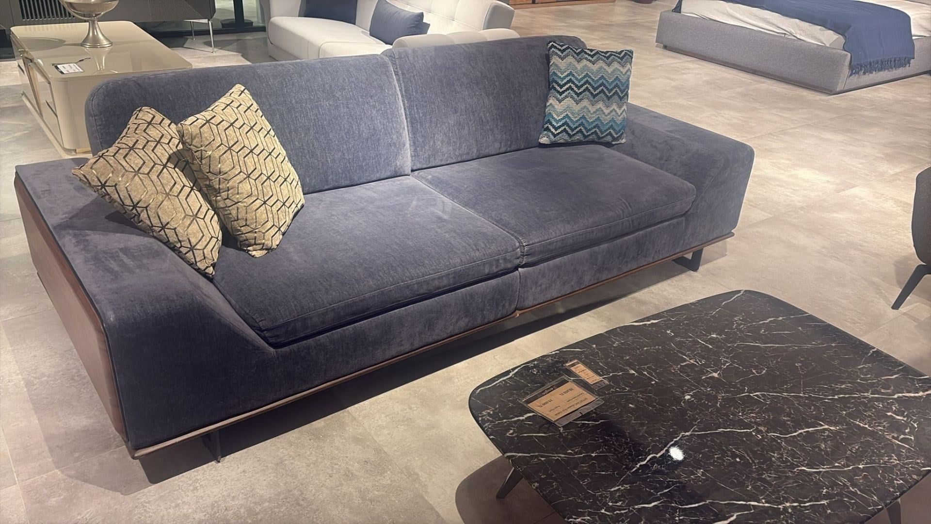 OUTLET-AVC-Aiadan Üçlü Koltuk
