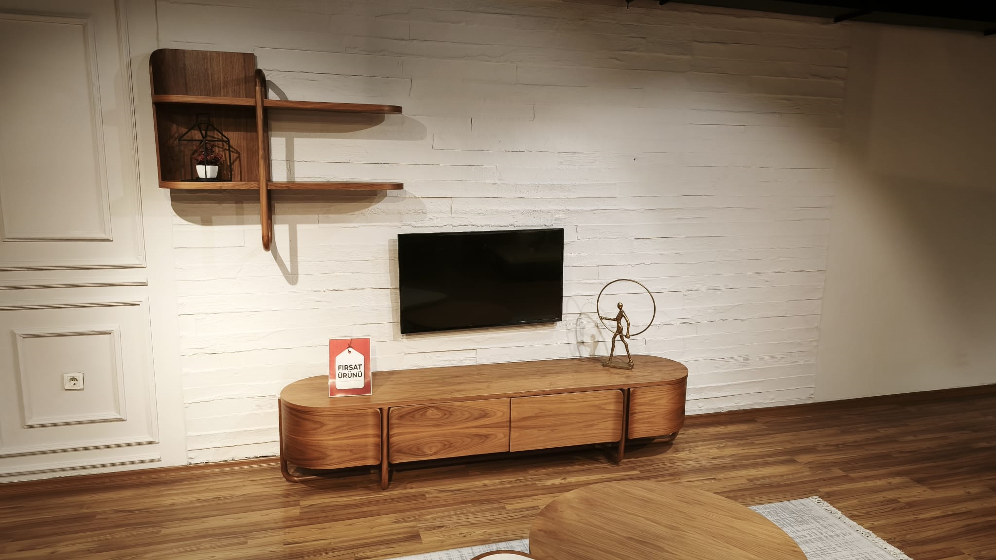 OUTLET-BYD -Elza Yemek Odası Takımı+Tv Ünitesi+Seramik ve Ceviz Orta Sehpa