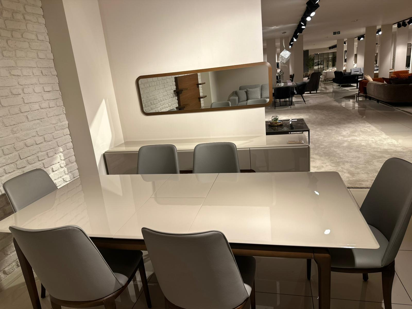 OUTLET - MOB - Sergio Yemek Odası Takımı + TV ünitesi + Orta sehpa + Yan sehpa