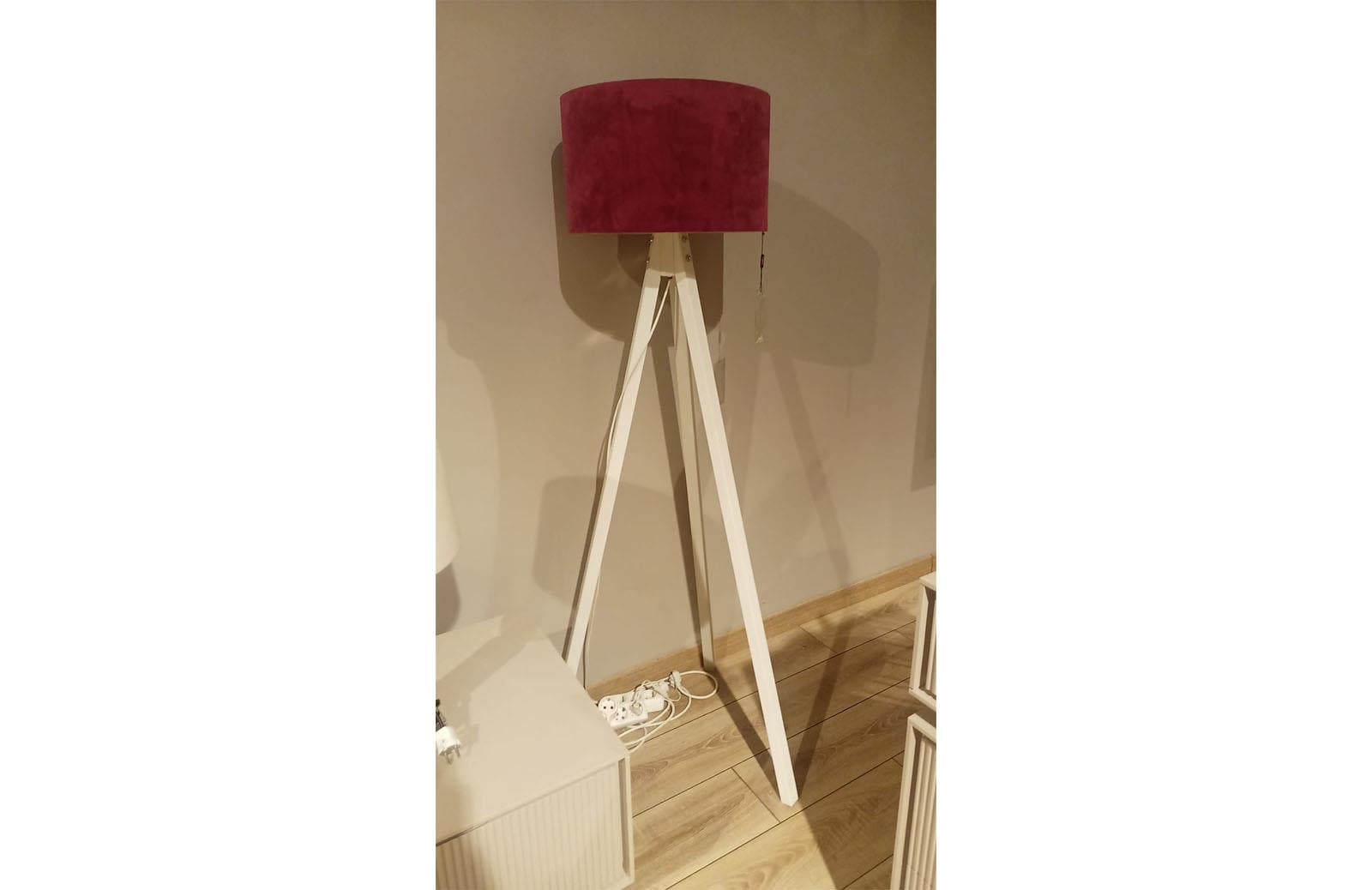 OUTLET - SLT - 3 Ayaklı Lambader