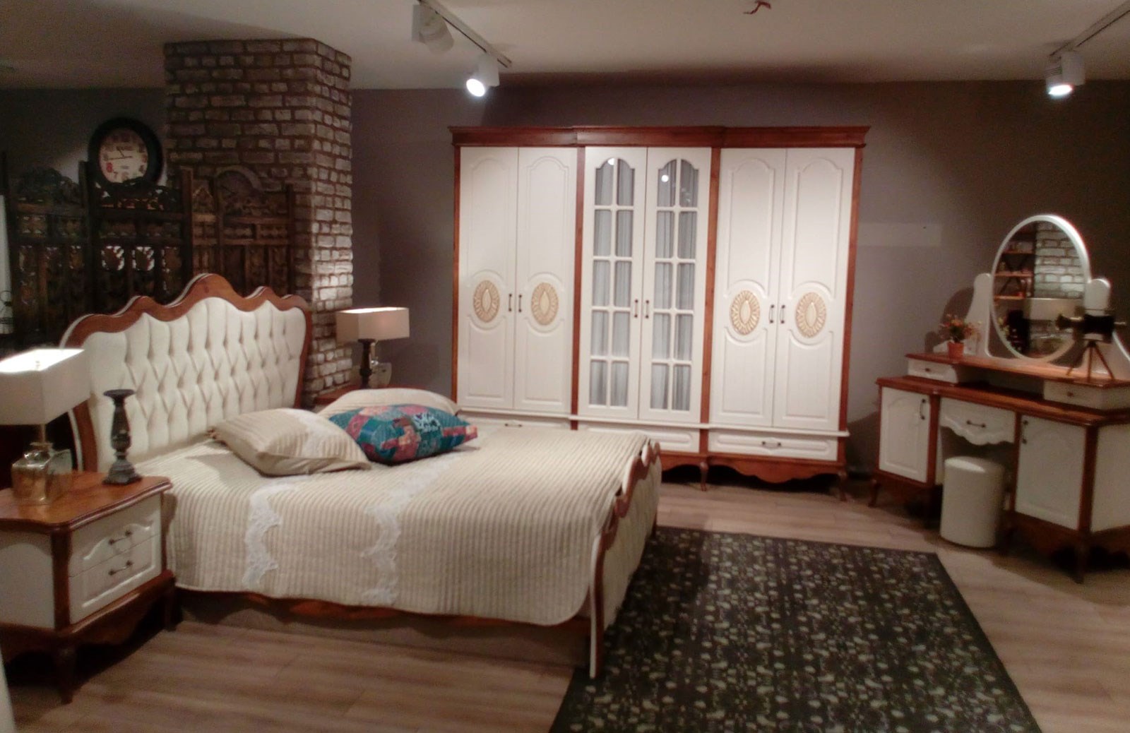 OUTLET - Tome Yatak Odası Takımı
