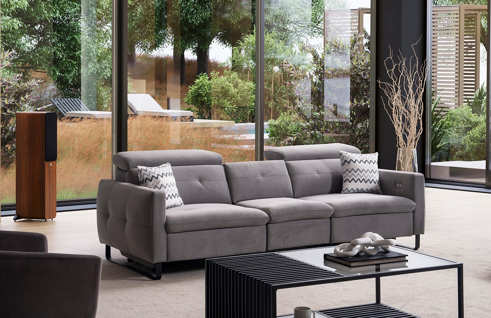 Quinn Üçlü Koltuk Mekanizmalı Konsollu Müzik Sistemli