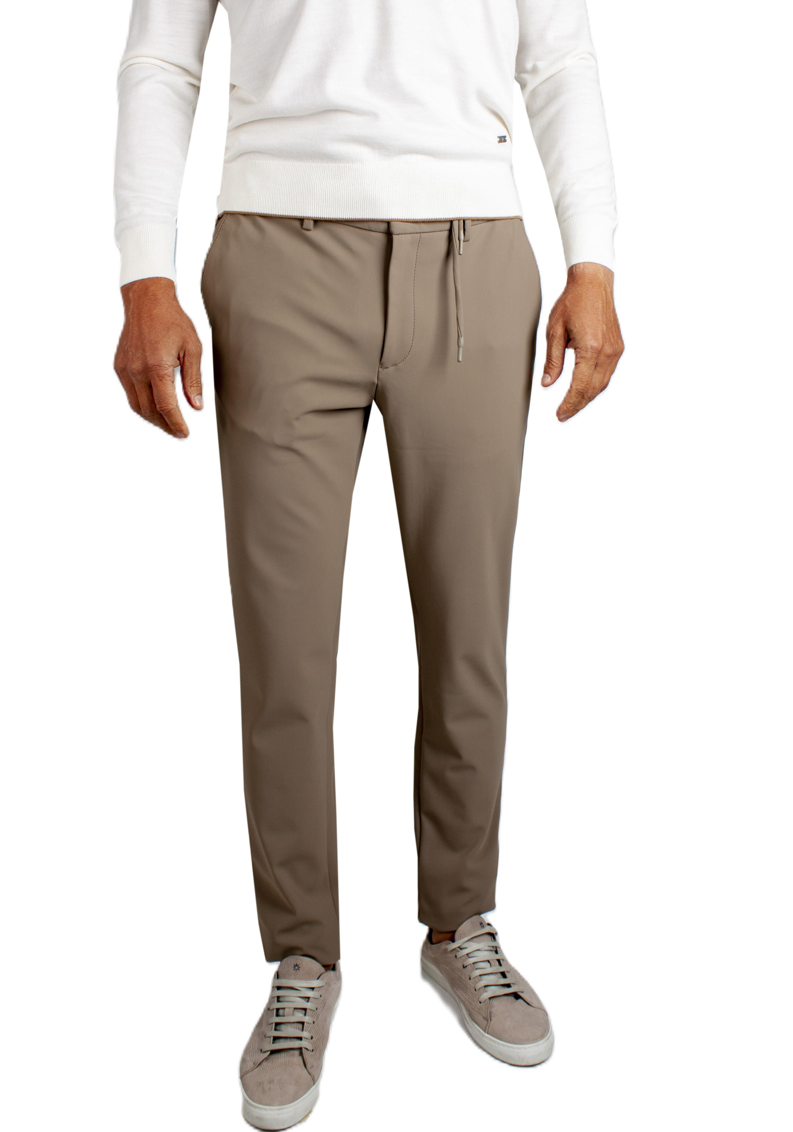 Regular Fit Belden Bağlamalı Bej Jogger Pantolon