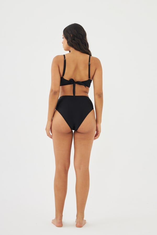 Starinci MayoStarinci Mayo Yüksek Bel Toparlayıcı Üç İplik Dekolteli Bikini