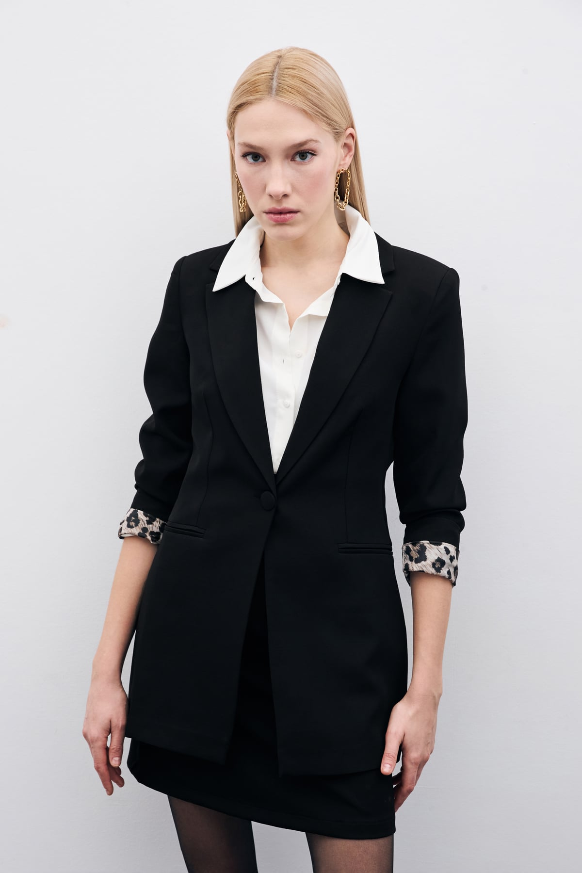 StarinciSiyah Leopar Manşet Detaylı Kadın Blazer Ceket