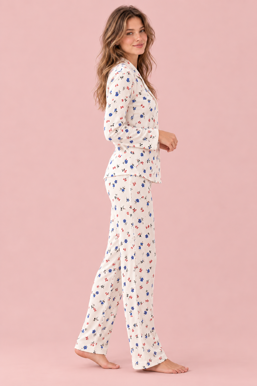 StarinciKadın Ekru Renkli Çiçek Desenli Düğmeli Pijama Takımı