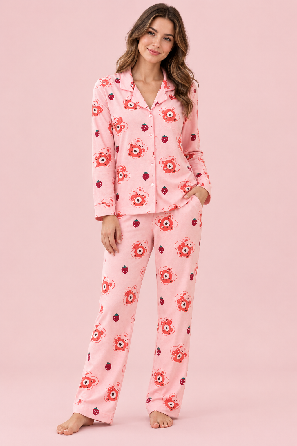 StarinciKadın Pembe Ayıcık ve Çilek Desenli Düğmeli Pijama Takımı