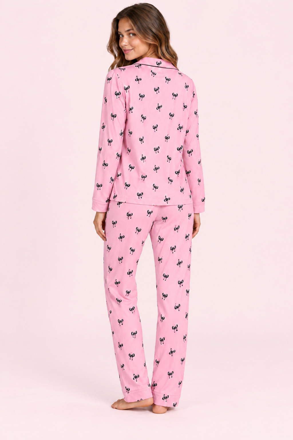 StarinciKadın Pembe Siyah Fiyonk Desenli Düğmeli Pijama Takımı