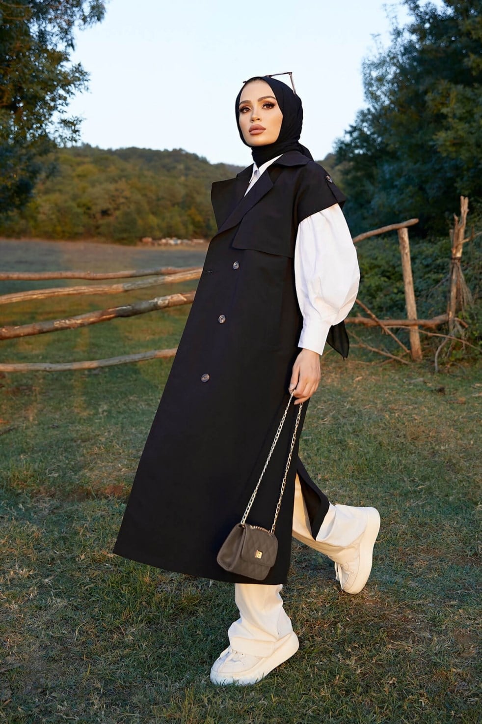 Kolsuz Oversize Kuşaklı Trençkot  - Siyah