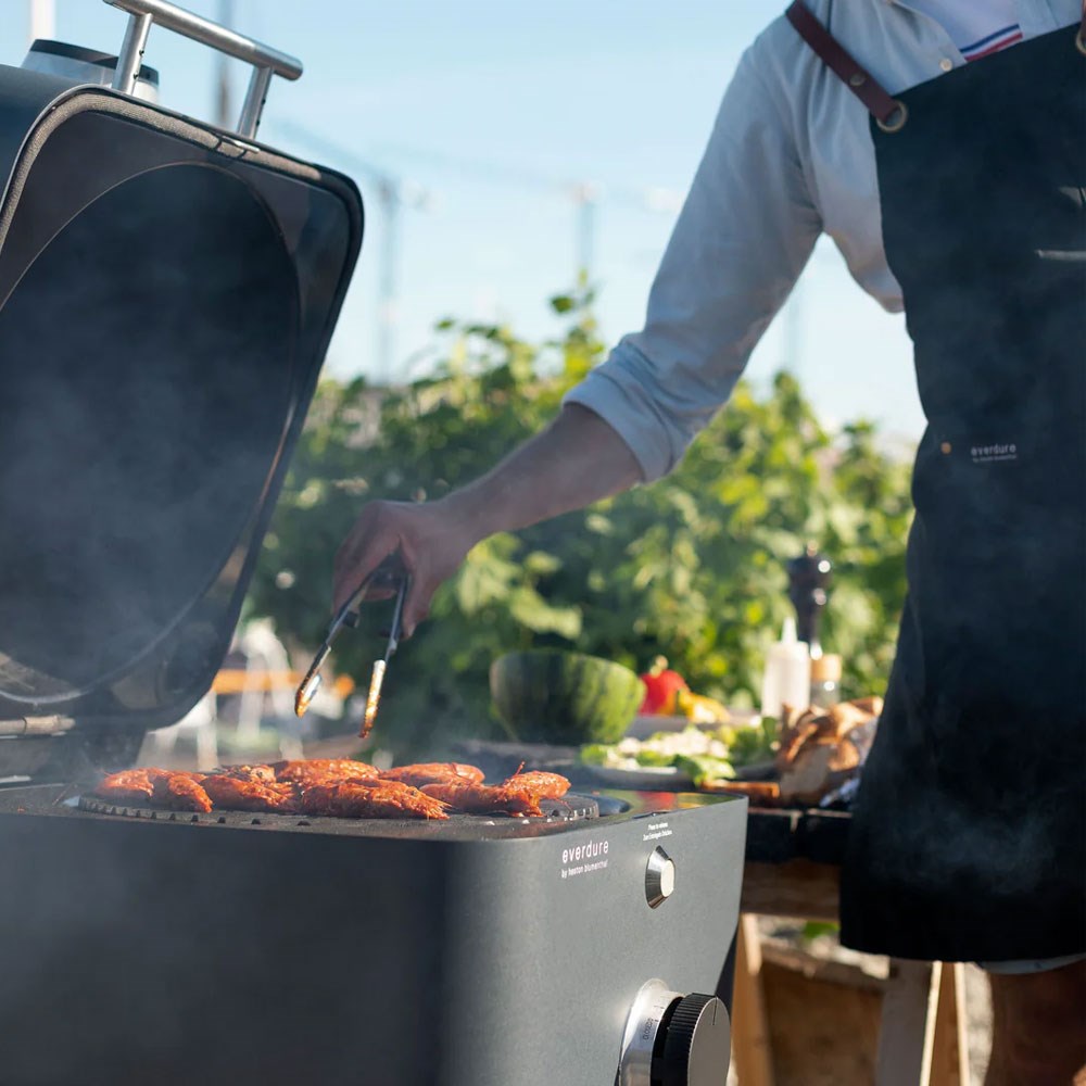 Everdure Hbce4Kg 4K Elektrik Ateşlemeli Kömür Barbekü Grafit