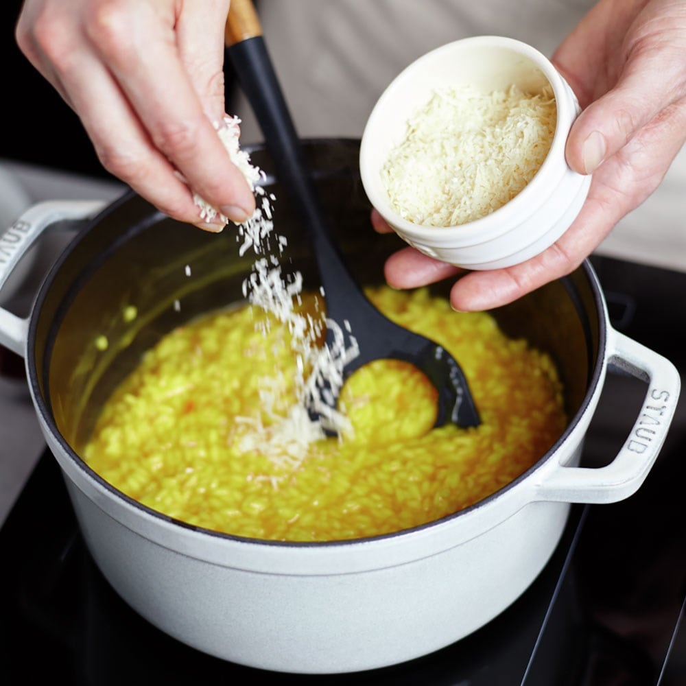 Staub Silikon Risotto Kaşığı 31 cm Siyah