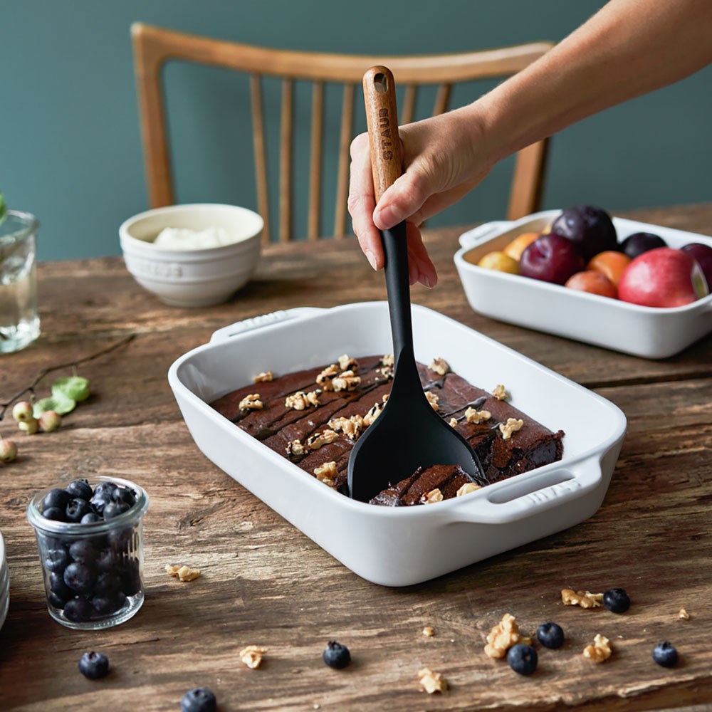 Staub Silikon Spatula 31 cm Siyah
