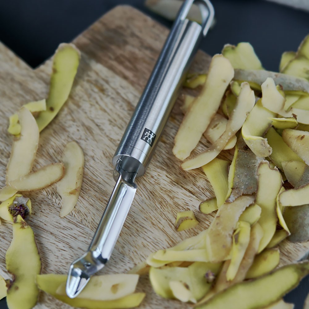 Zwilling Pro Oynar Başlıklı Soyacak 21 cm