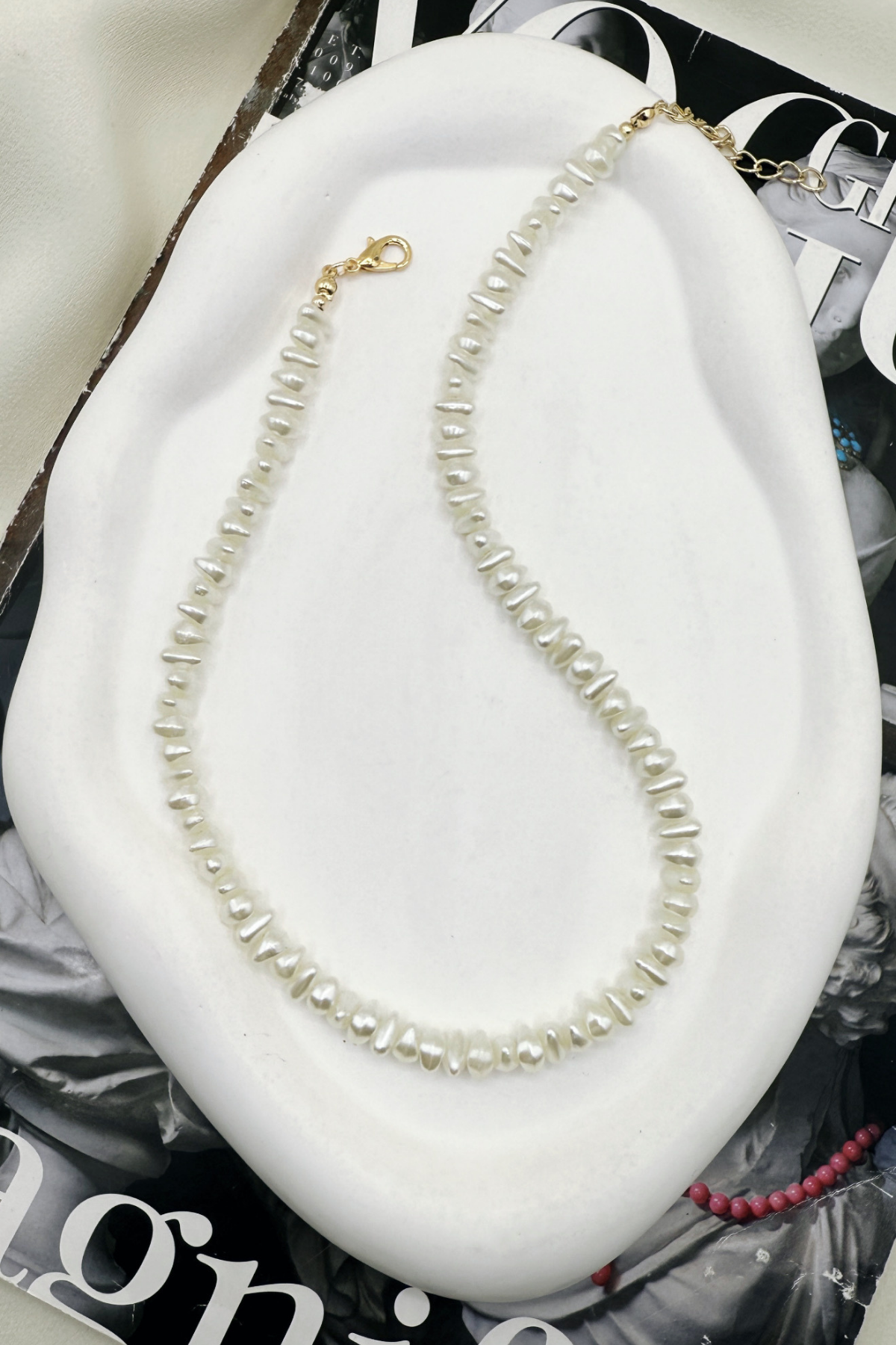 1F82B2D8-PREMIUM KALİTE AKRİLİK BAROK İNCİ KOLYE