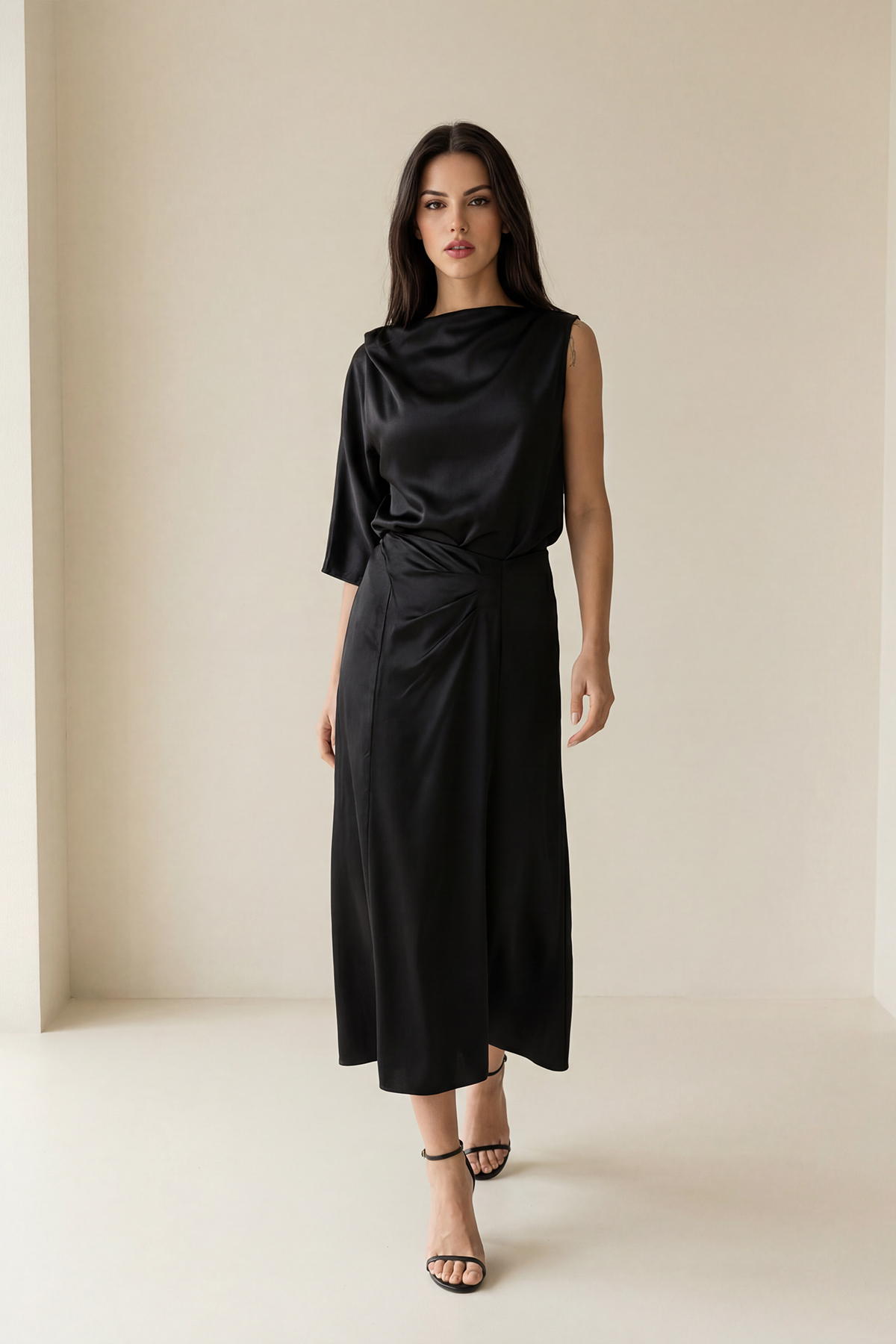 Siyah Rahat Kesim Midi Boy Etek