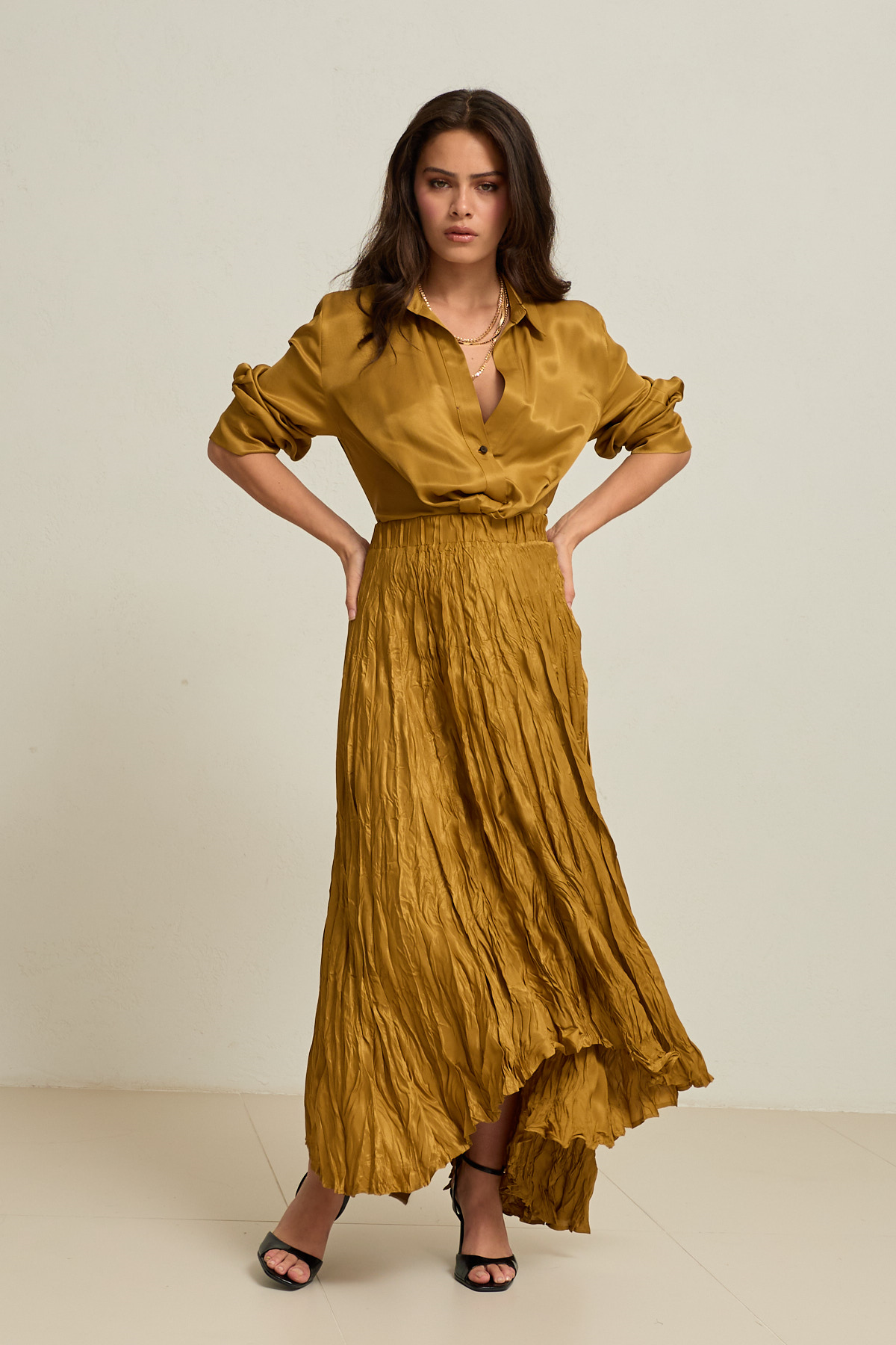 Safran Belden Lastikli, Pilise Detaylı Midi Boy Rahat Kesim Etek