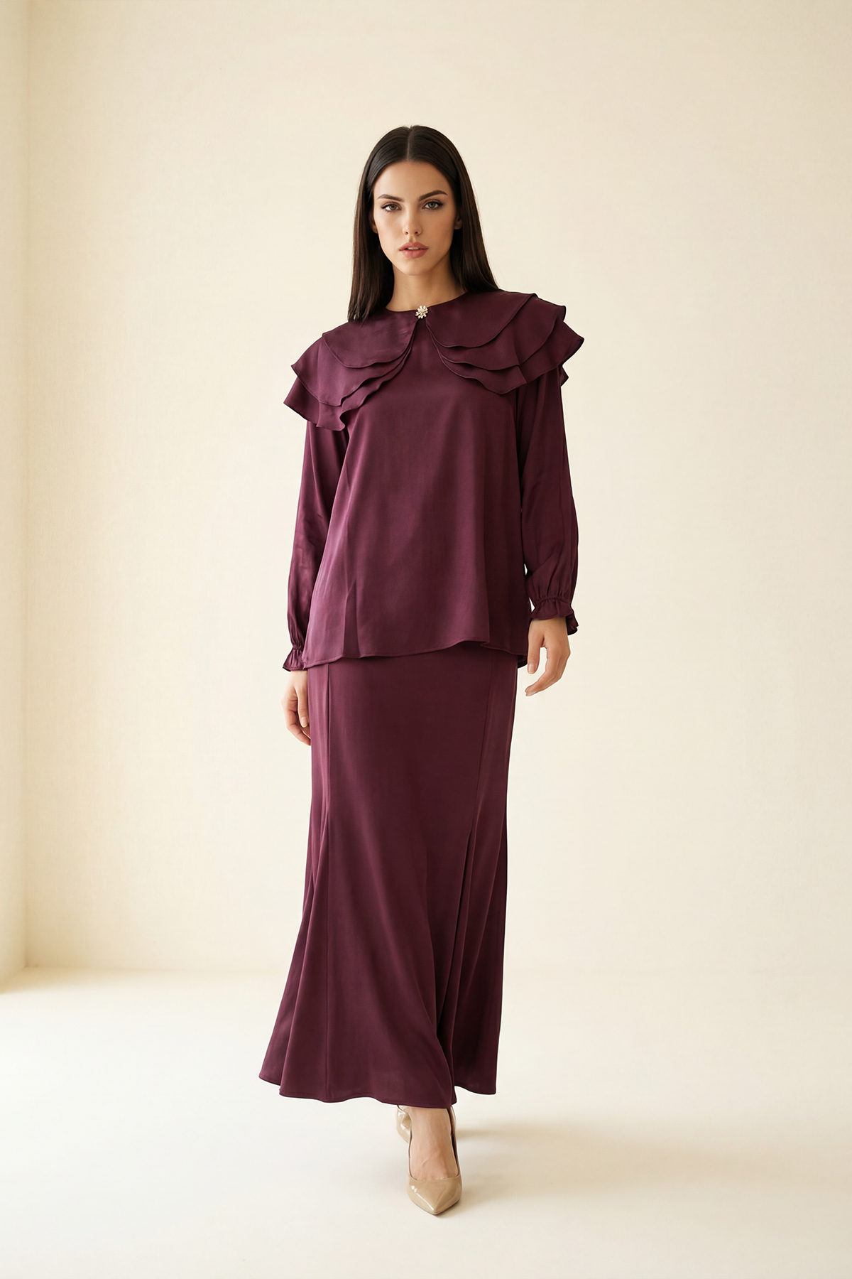 Bordo Yaka Ve Kol Detaylı Rahat Kesim Bluz