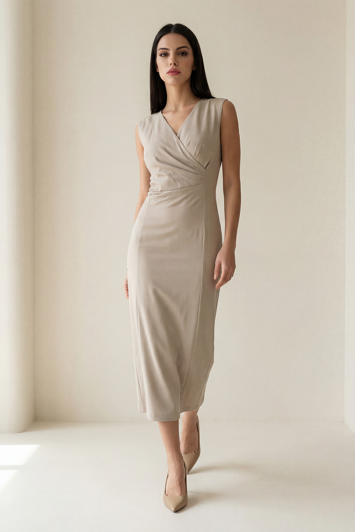 Bej Tam Kalıp Kolsuz Kruvaze Yala Dikiş Detaylı Midi Boy Elbise