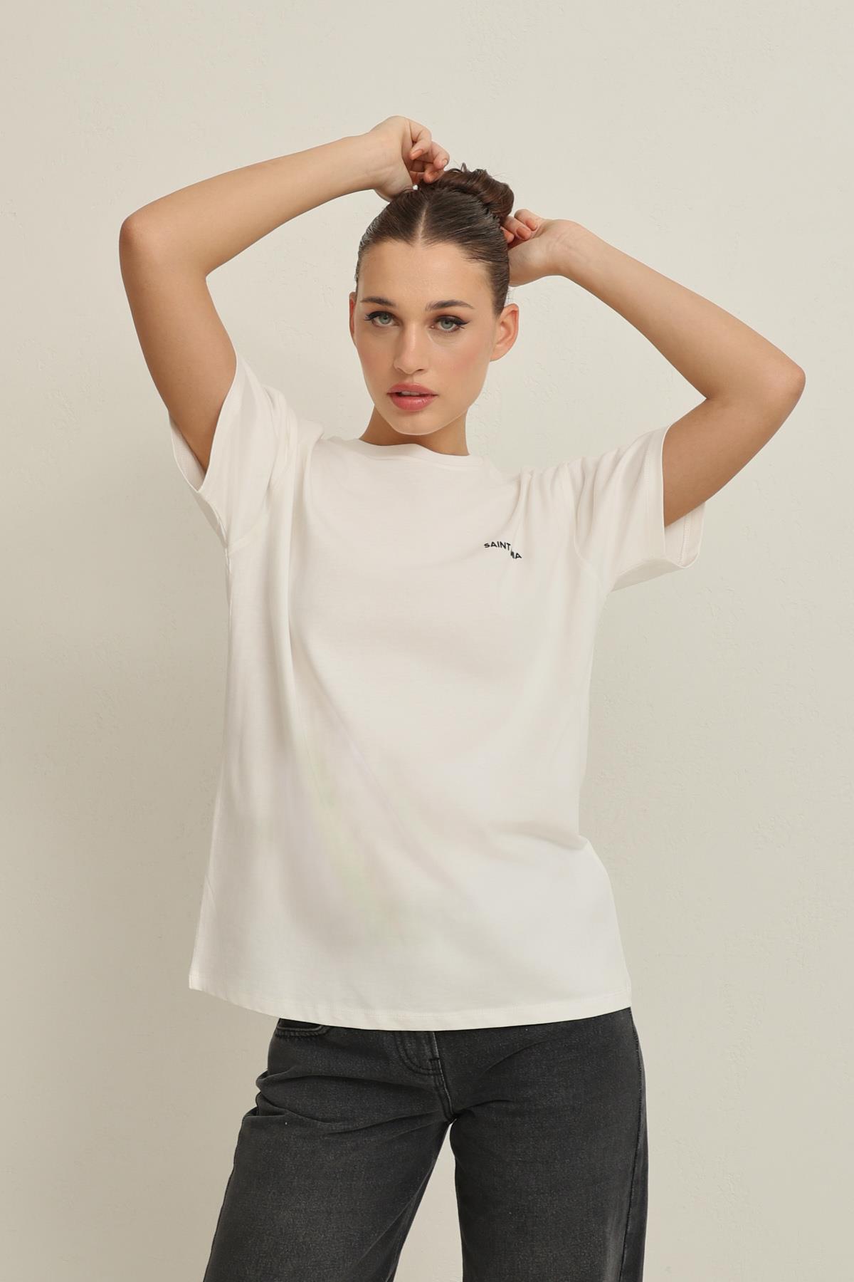 Ekru Bisiklet Yaka Logo Detaylı Kısa Kollu T-Shirt