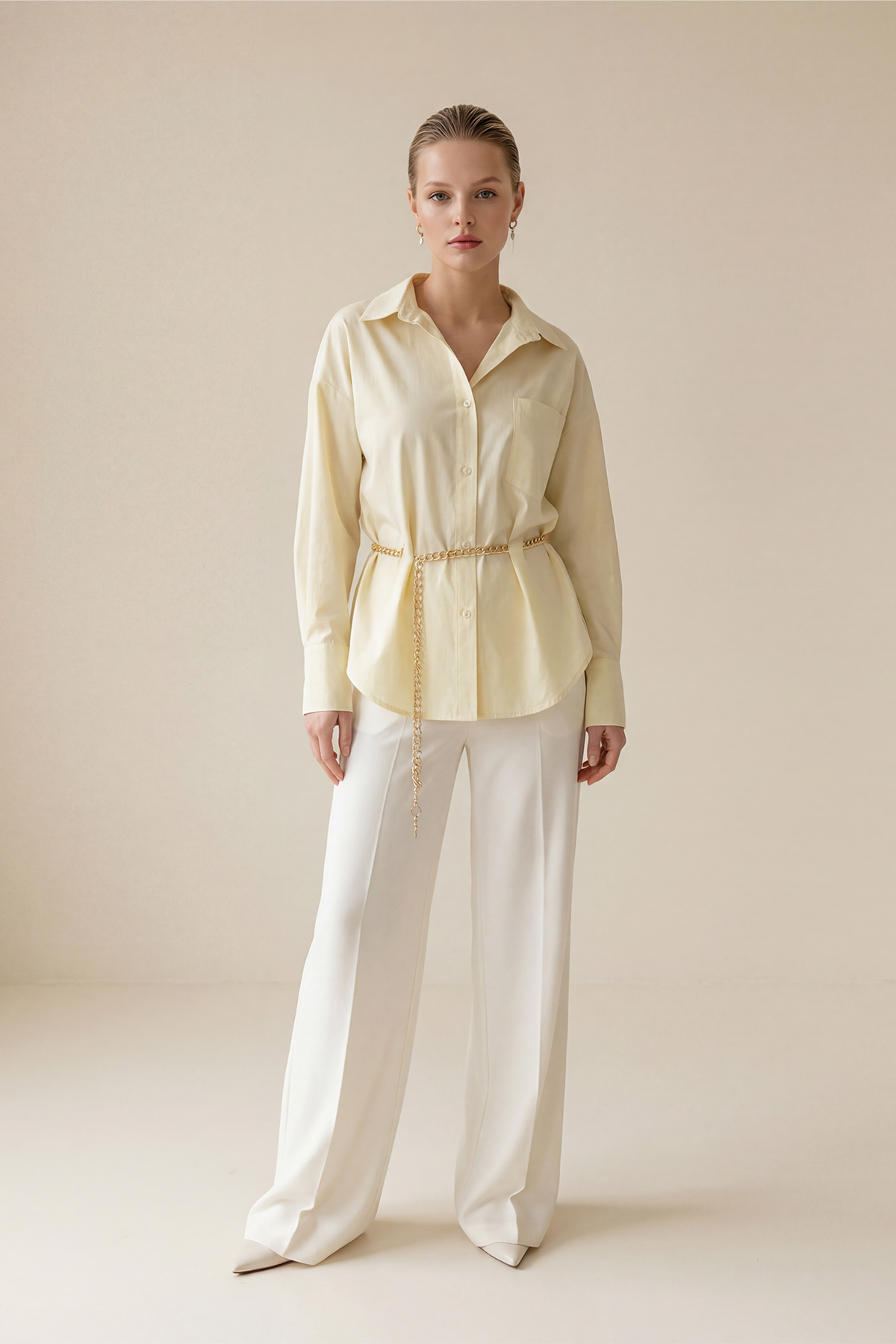 Amber Belden Zincir Detaylı Uzun Kollu Gömlek