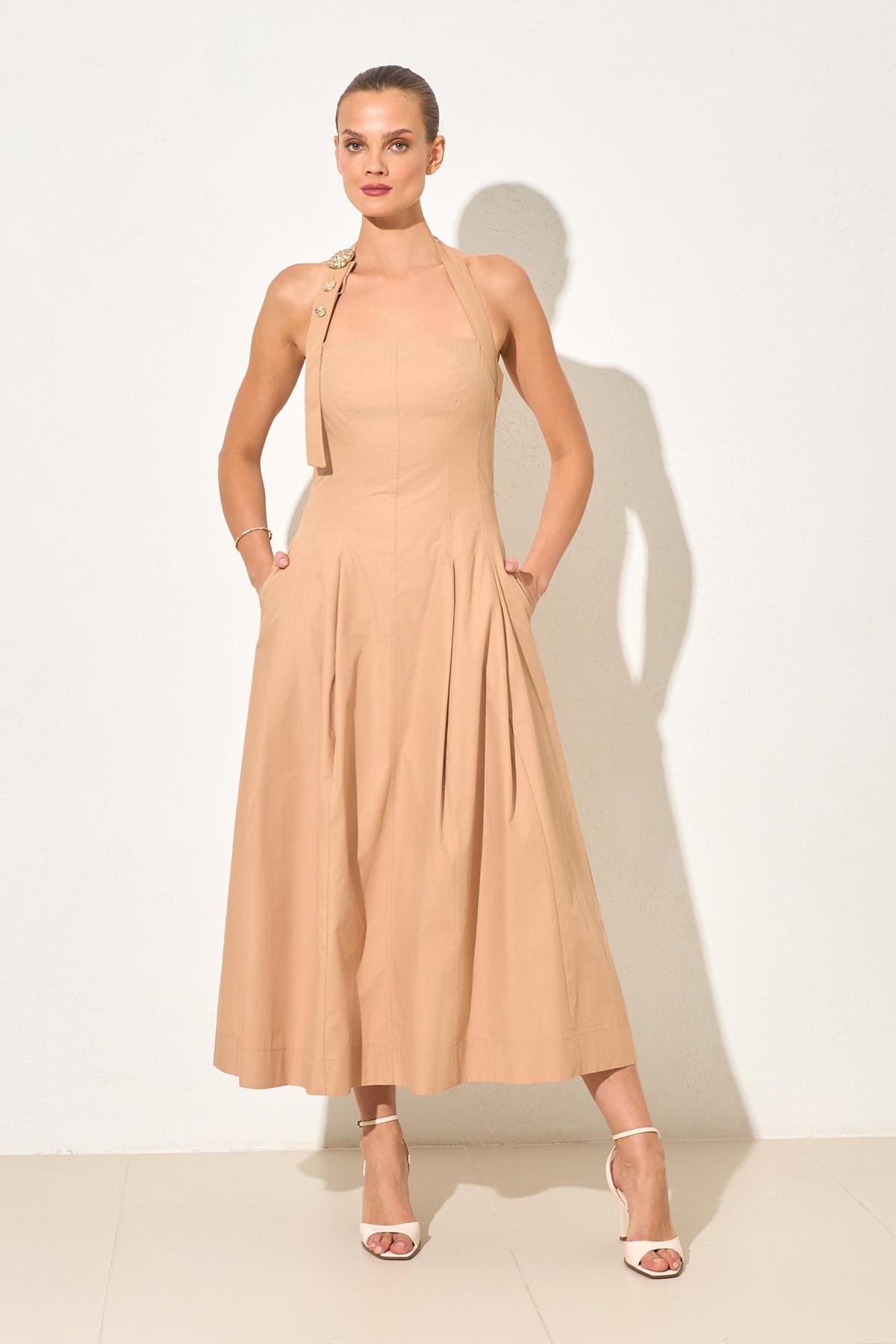 Camel Boyun Ve Yaka Detaylı Belden Oturtmalı Elbise