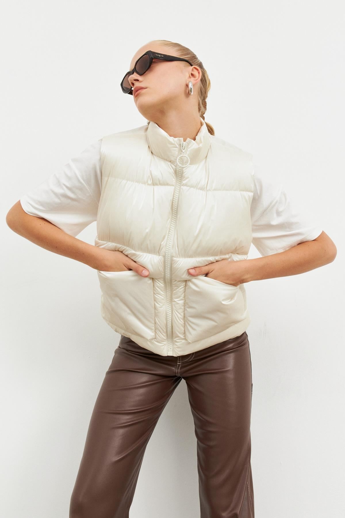 Ekru 2YD4CYL0097 YELEK