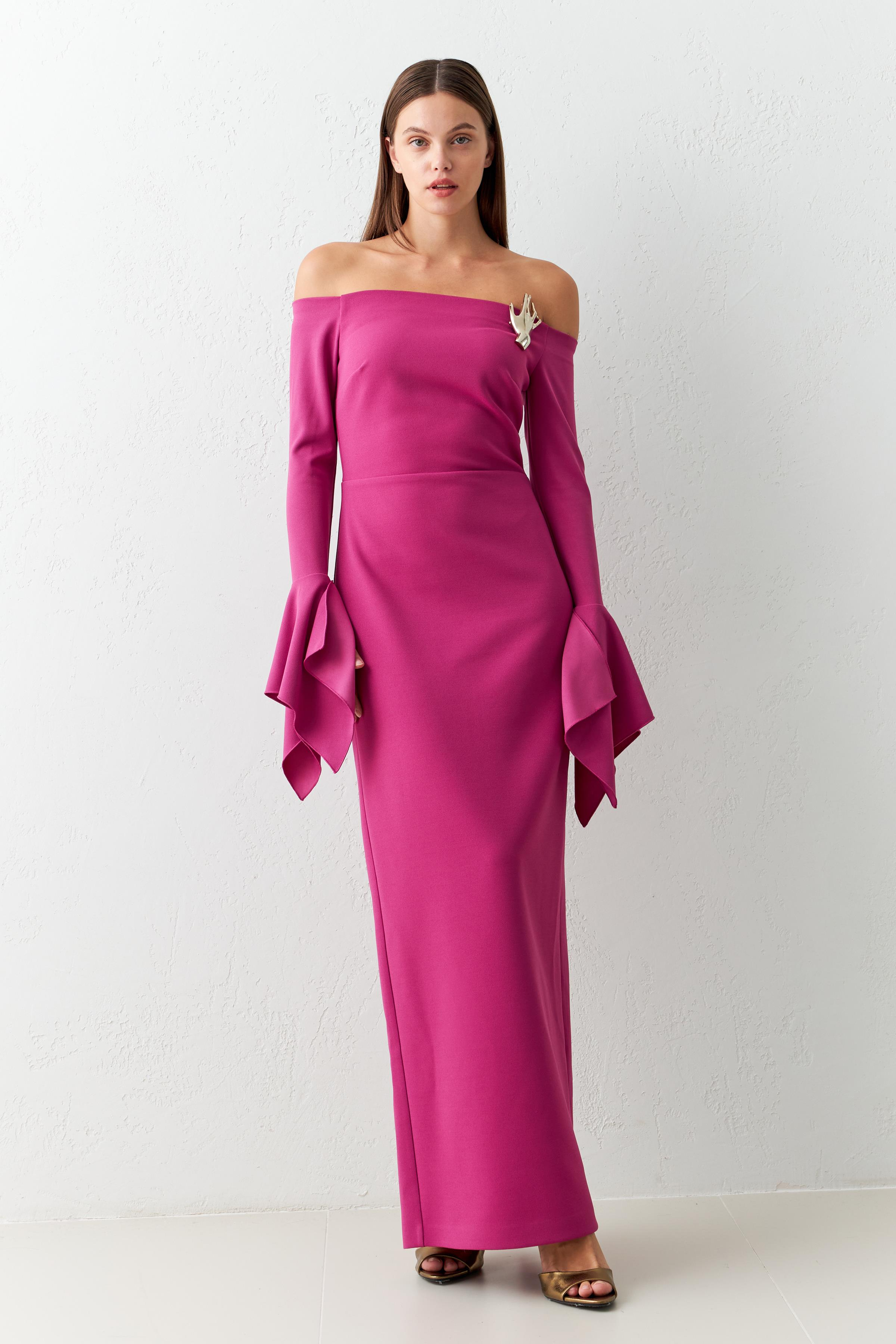 Fuşya Dar Kalıp Omuz Ve Kol Detaylı Maxi Boy Elbise