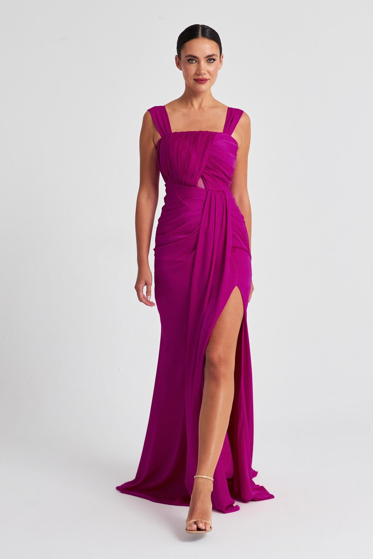 Fuşya Straplez Yırtmaç Detaylı Uzun Abiye Elbise