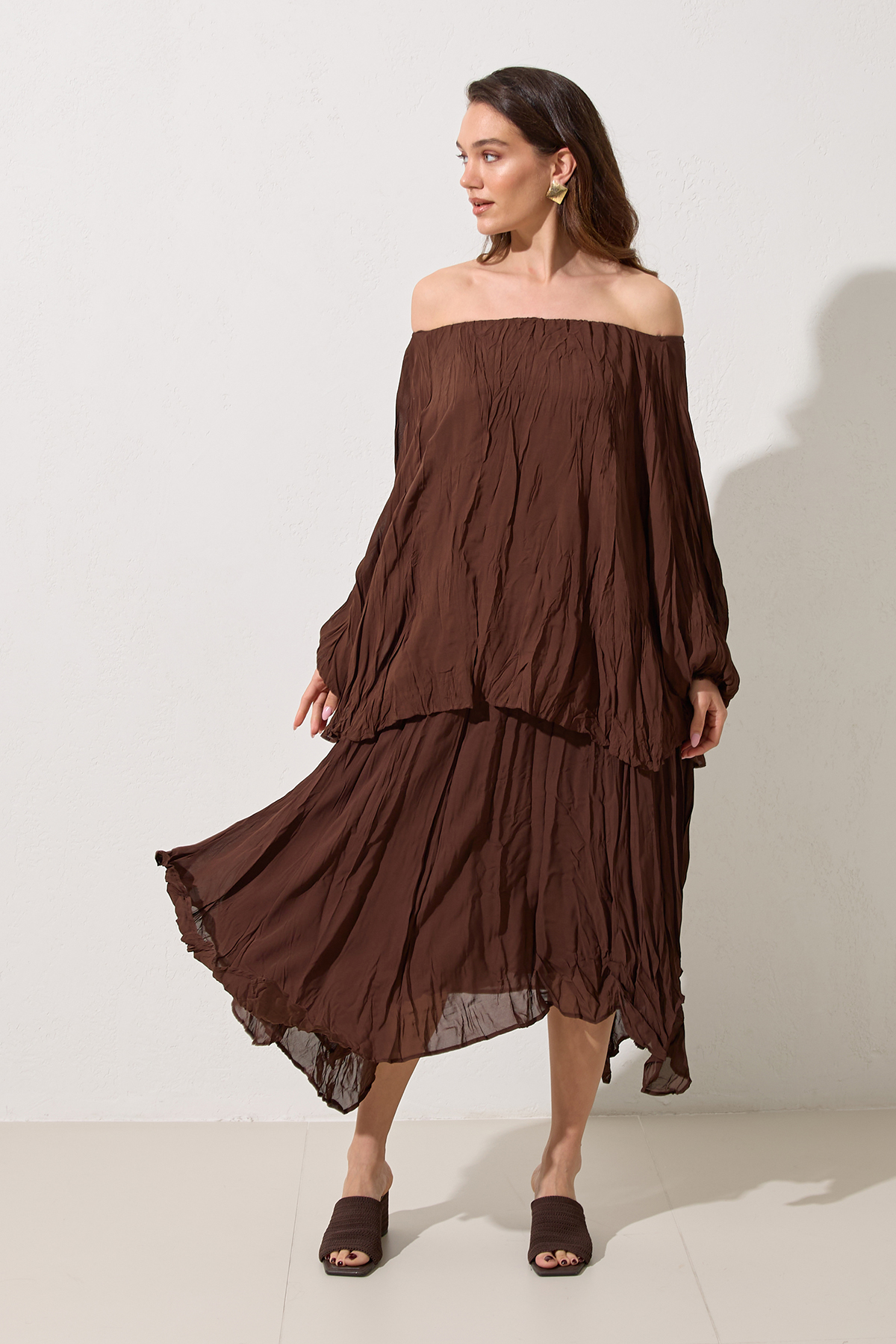 Kahve Rahat Kesim Bluz Midi Boy Asimetrik Etekli Takım