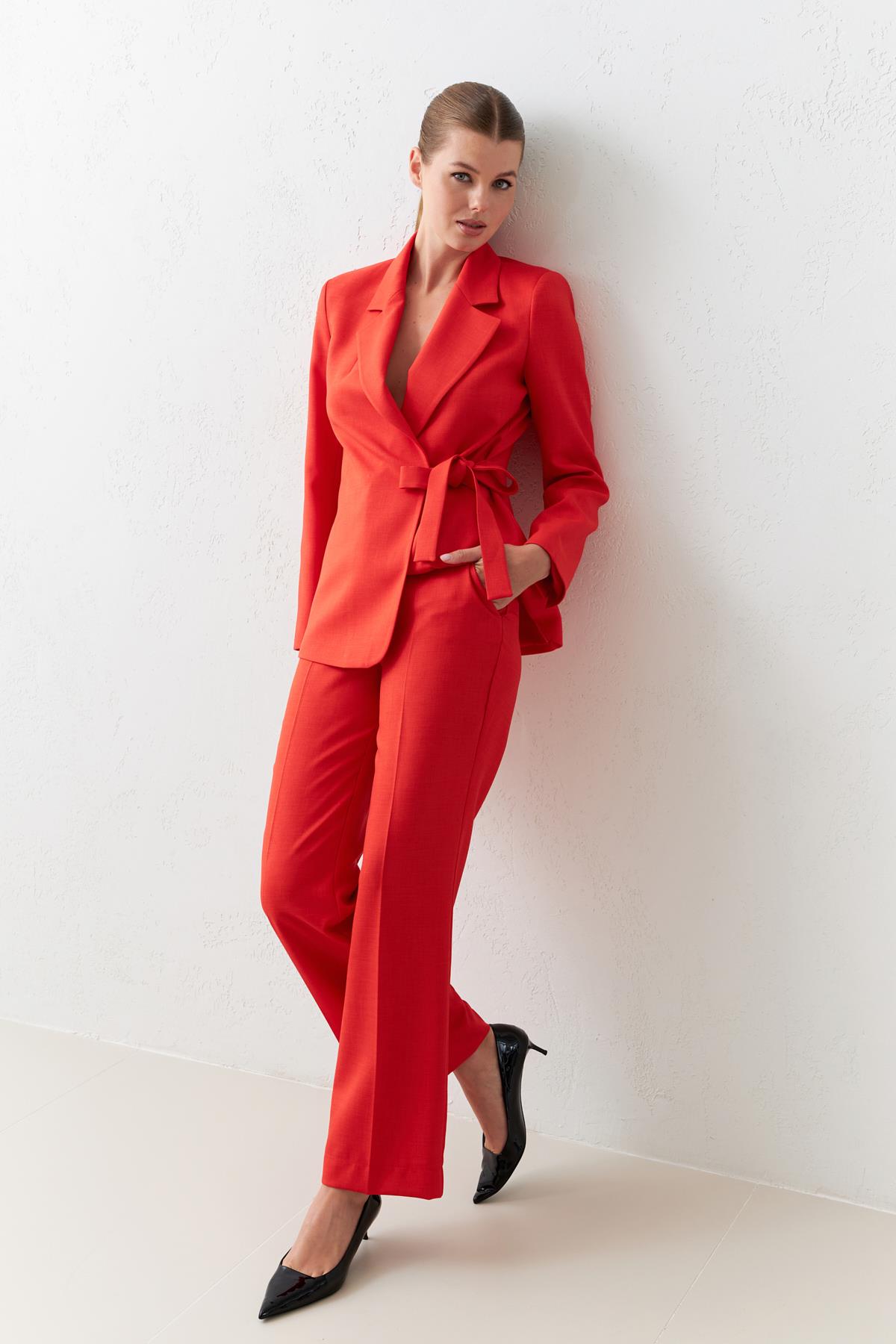 Kırmızı Düz Renk Yandan Cepli Kumaş Pantolon