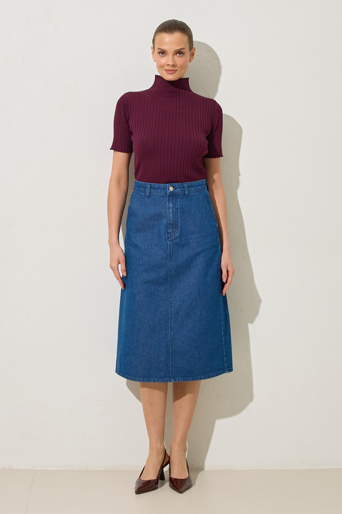 Lacivert Cep Detaylı Kot Etek