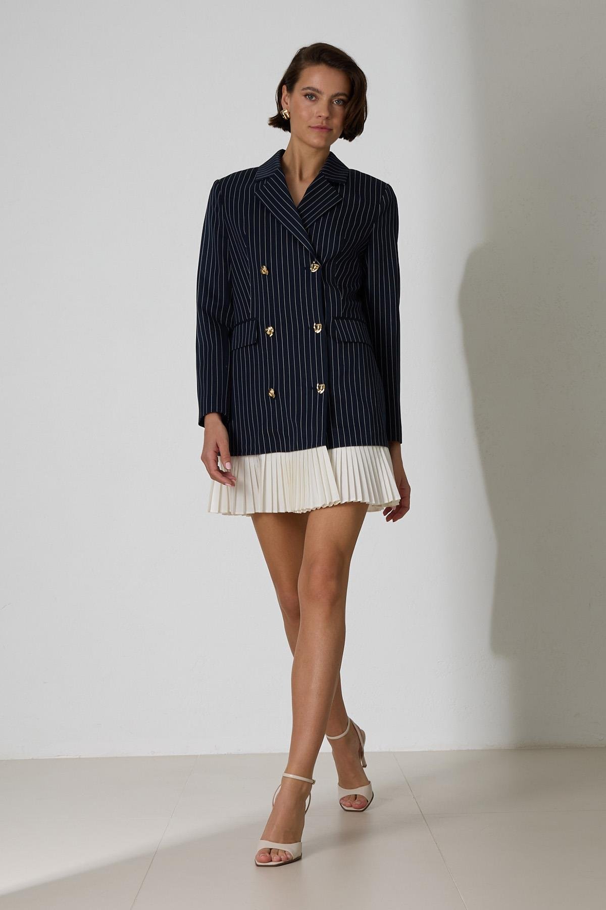 Lacivert Etekte Pilise Detaylı Çizgili Ceket Elbise