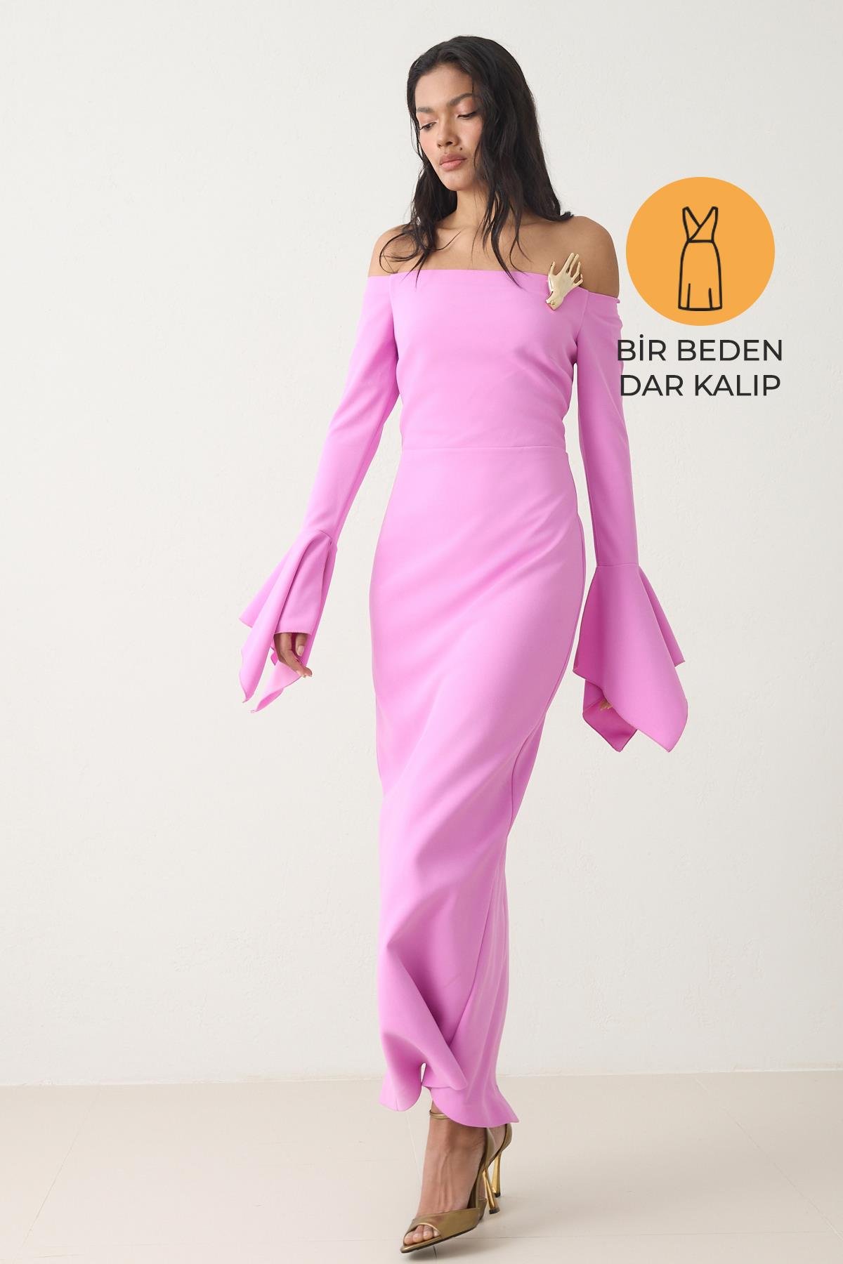 Pembe Dar Kalıp Omuz Ve Kol Detaylı Maxi Boy Elbise