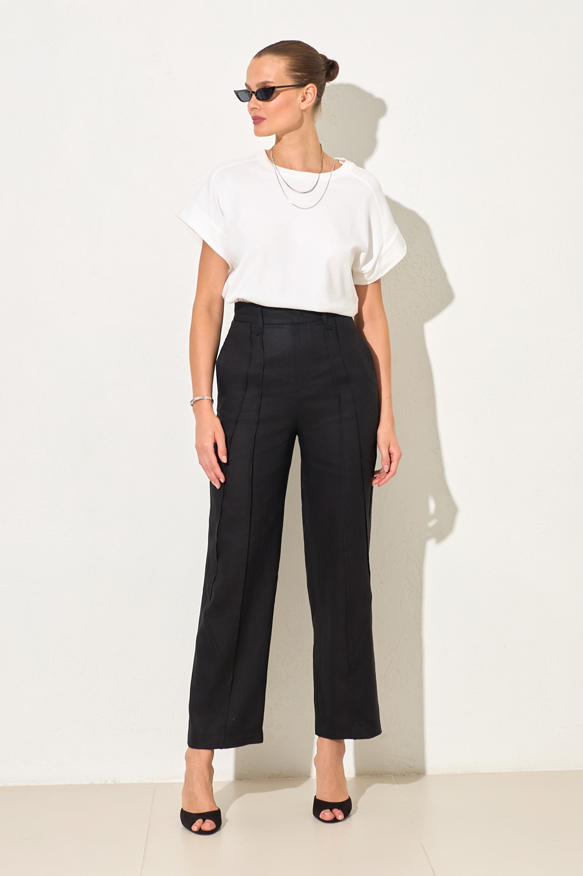 Siyah %100 Keten Pile Ve Cep Detaylı Rahat Kesim Pantolon